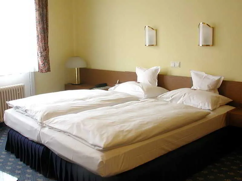 Swiss Q Koenigshof Hotel Cologne